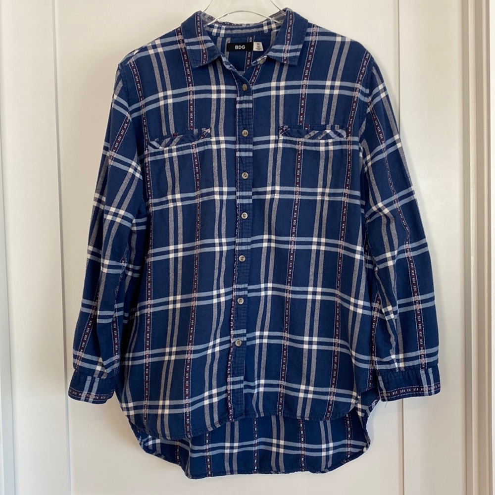 BDG Urban Outfitters Oversized Plaid Flannel Shirt High/Low Hem SIZE MEDIUM EUC